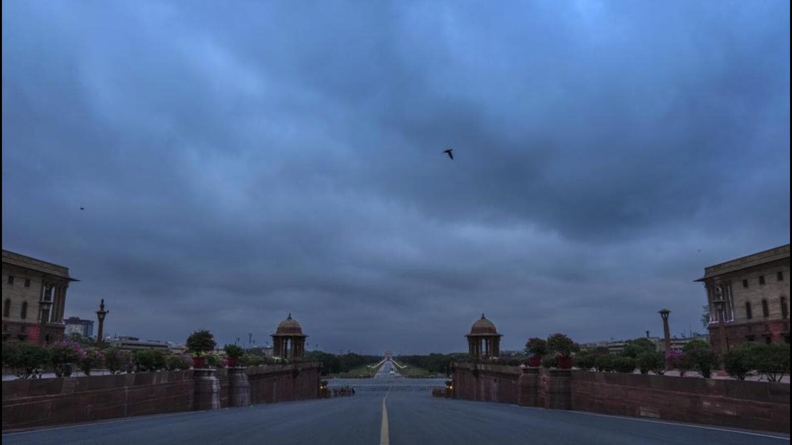 Rain, traffic curbs help Delhi enter first year of good weather